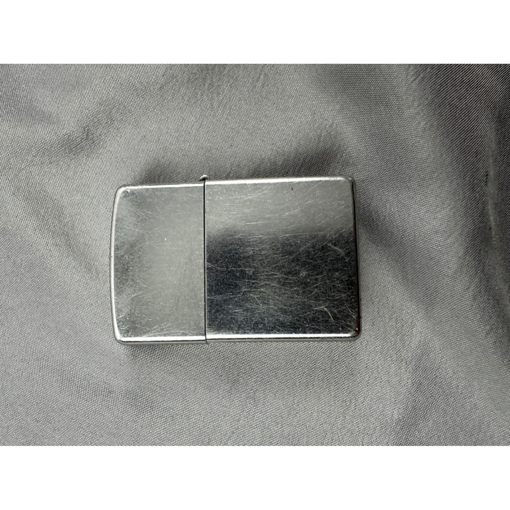 2 vintage Zippo lighters, need repair, untested - Picture 4 of 10